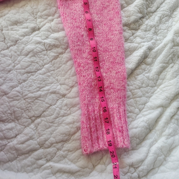 Sweater - Picture 7 of 10